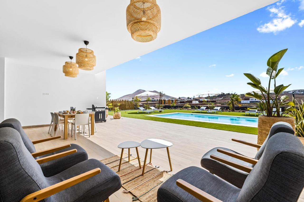 Villa Ayala Villaverde  Экстерьер фото
