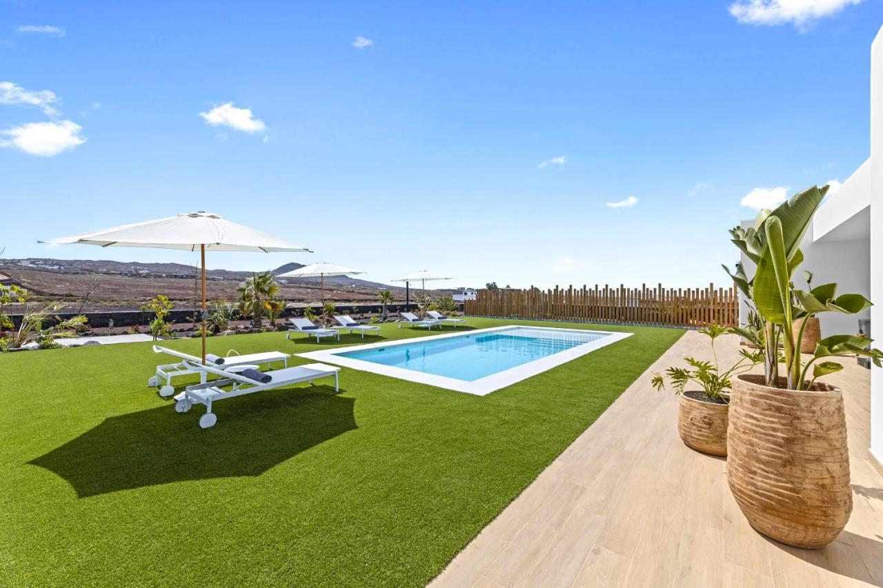 Villa Ayala Villaverde  Экстерьер фото